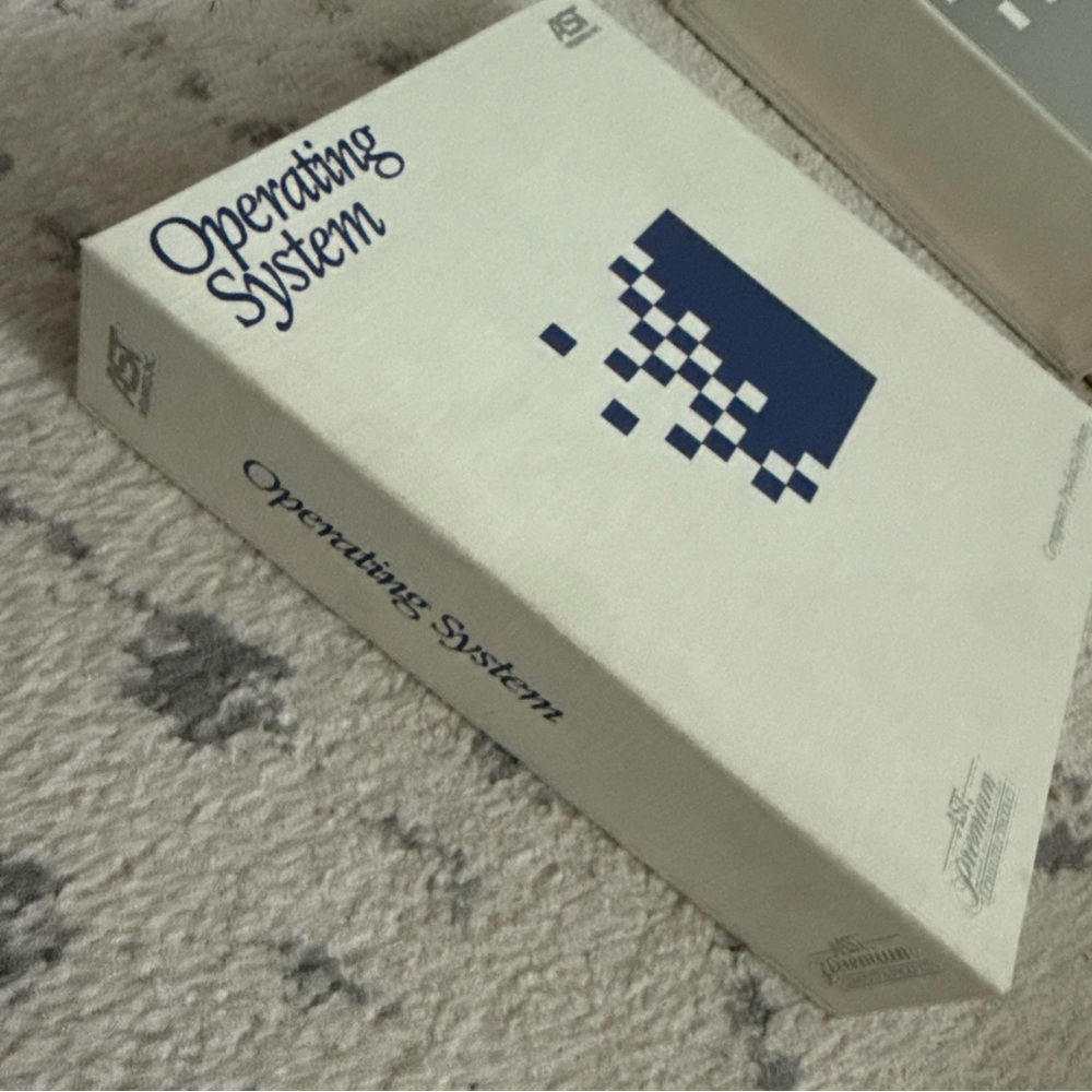 Lot 2 AST Research Inc Computer Operating System MS-DOS + Users Reference Manual - Picture 2 of 16